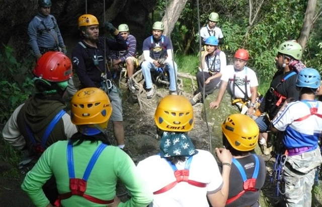 Enseñando el material